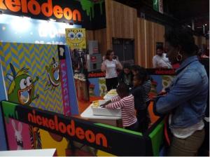 Lancer de toasts chez Nickelodeon ! 